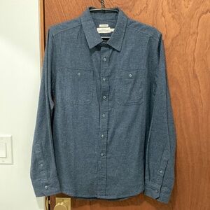 Bridge and Burn Men's Small Blue Patterned Long Sleeved Flannel Button-Up Shirt